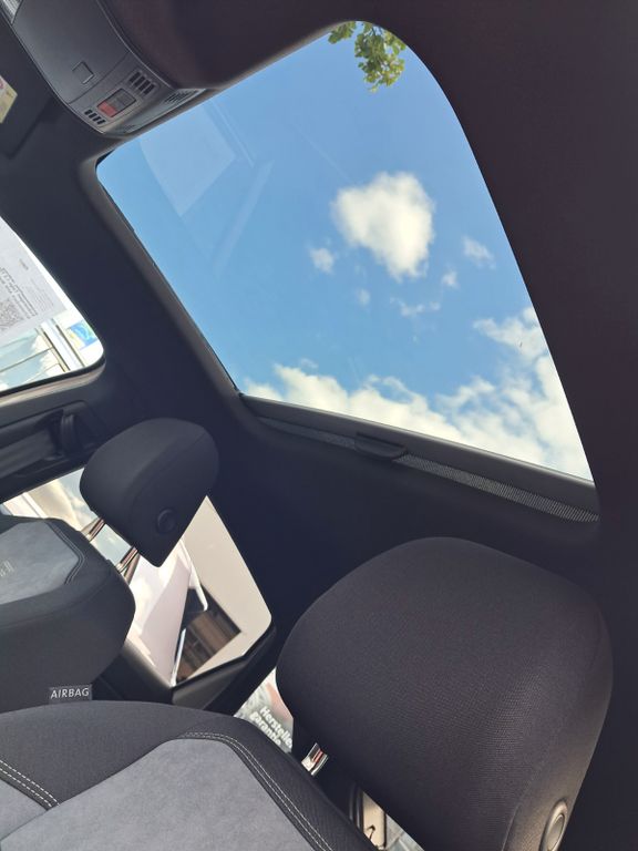 VW Taigo 1.5 TSI DSG R-Line Schiebedach AHK Matrix - Bild 26
