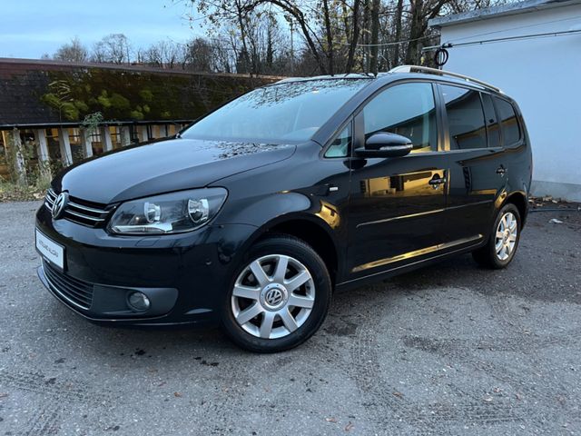 Volkswagen Touran 1.4 TSI CUP DSG *NAVI*AHK*SHZ*PDC*