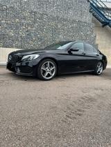 Mercedes-Benz C 300 Autom. - - Mercedes-Benz C 300 mit Benzin-Antrieb: Limousine