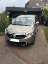 Dacia Lodgy TCe 115 Prestige Prestige - Dacia Lodgy aus 2013