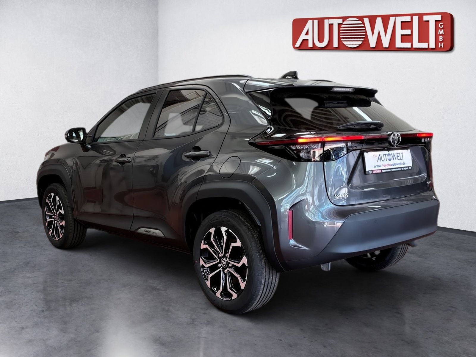 Fahrzeugabbildung Toyota Yaris Cross 1.5 Teamplayer +Wi-P.+Safety Paket