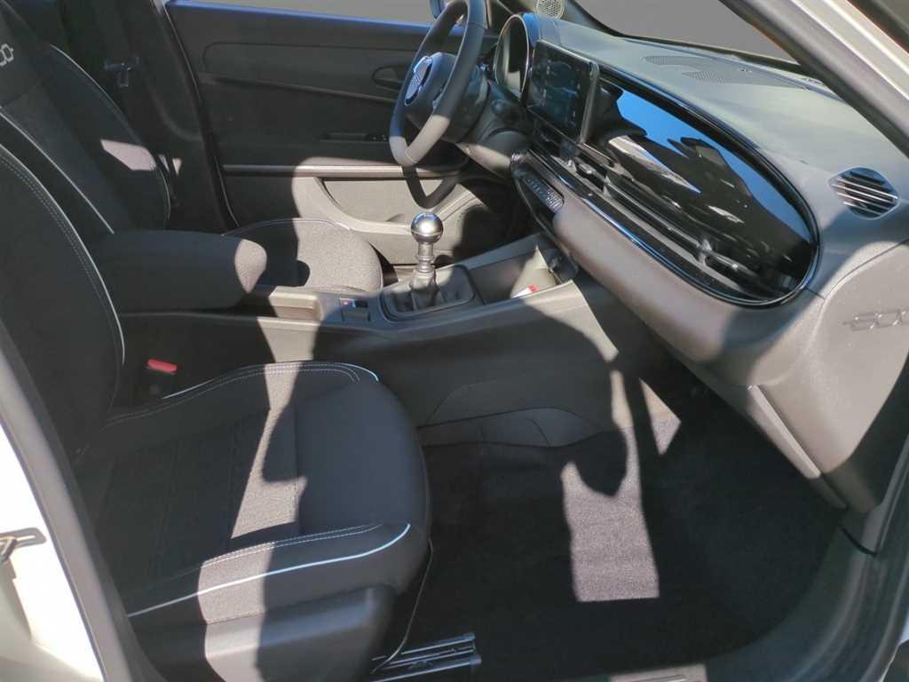 Fiat 600 STREET CarPlay Sitzheizung 18"LM-Felgen Park