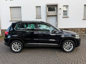 Volkswagen Tiguan - 6