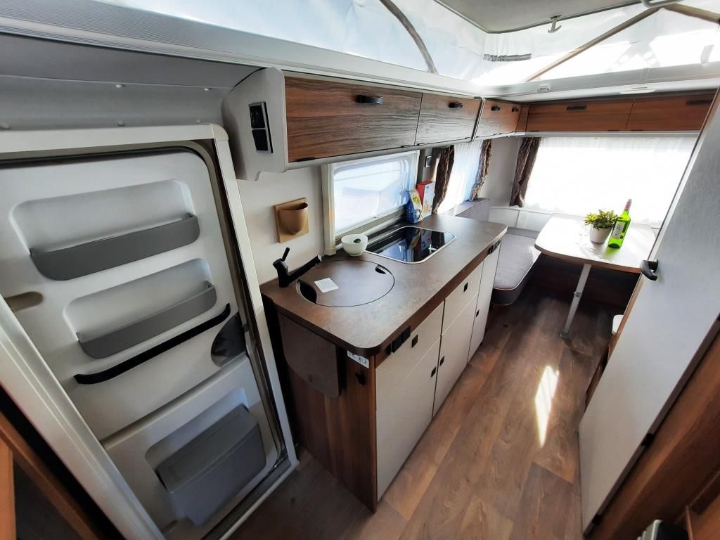 Fahrzeugabbildung HYMER / ERIBA / HYMERCAR Touring 560 Verfüg./Sparen Sie 8.950,- €