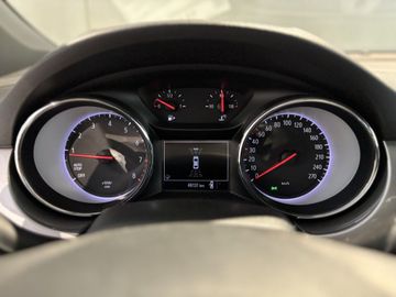 Fotografie 18 des Opel Astra 1.2 Turbo Start/Stop GS Line