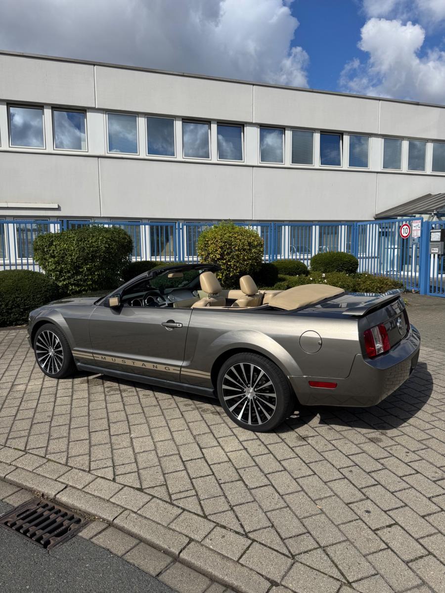 Ford Mustang Cabrio / TAUSCH MÖGLICH