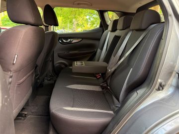 Nissan Qashqai - 11