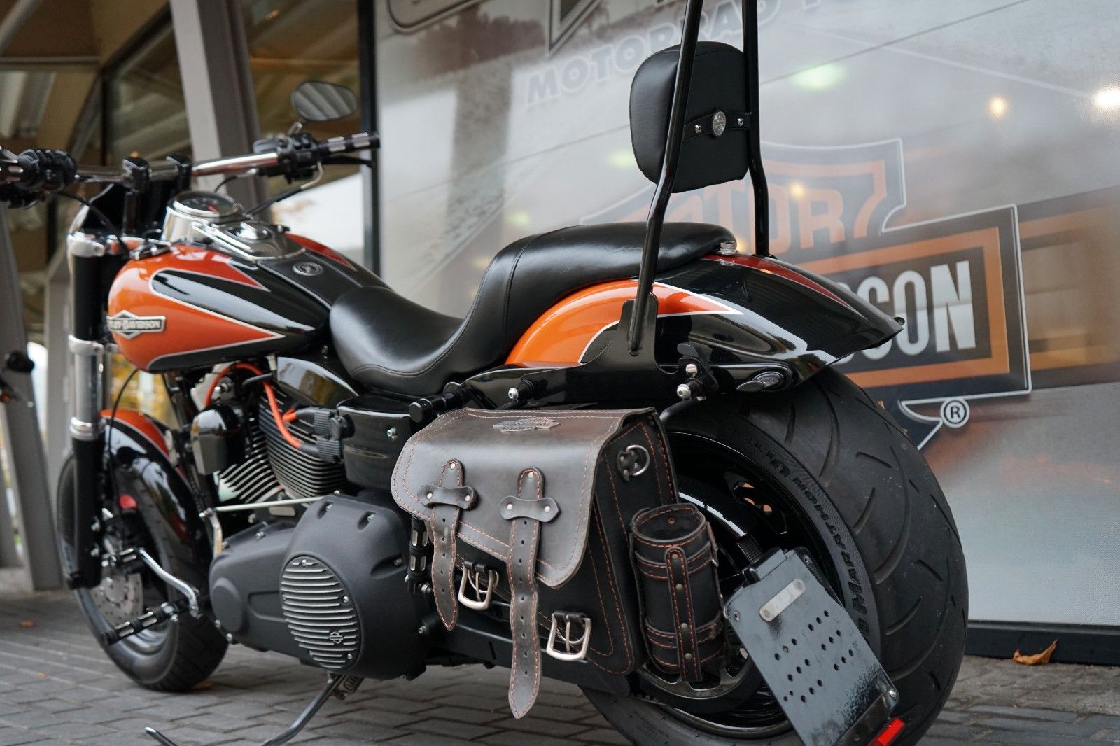 Fahrzeugabbildung Harley-Davidson Dyna Fat Bob 96cui - Custom Paint - HD-Parts