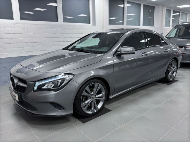 Mercedes-Benz CLA 180 Limousine Urban *Navi *PDC *LED *Leder