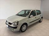 Renault Clio 1.2 16V cat 5 porte Privilège km 10 - Renault Clio aus 2003: 1.2
