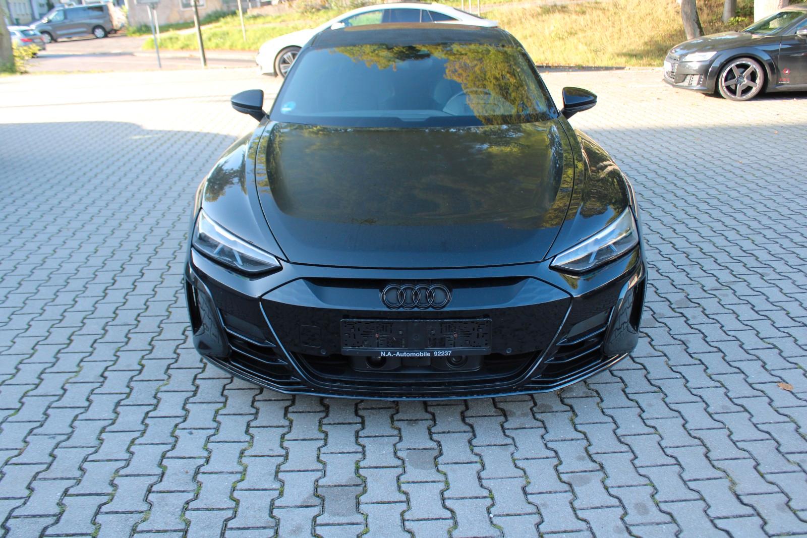 Audi e-tron GT RS  quattro