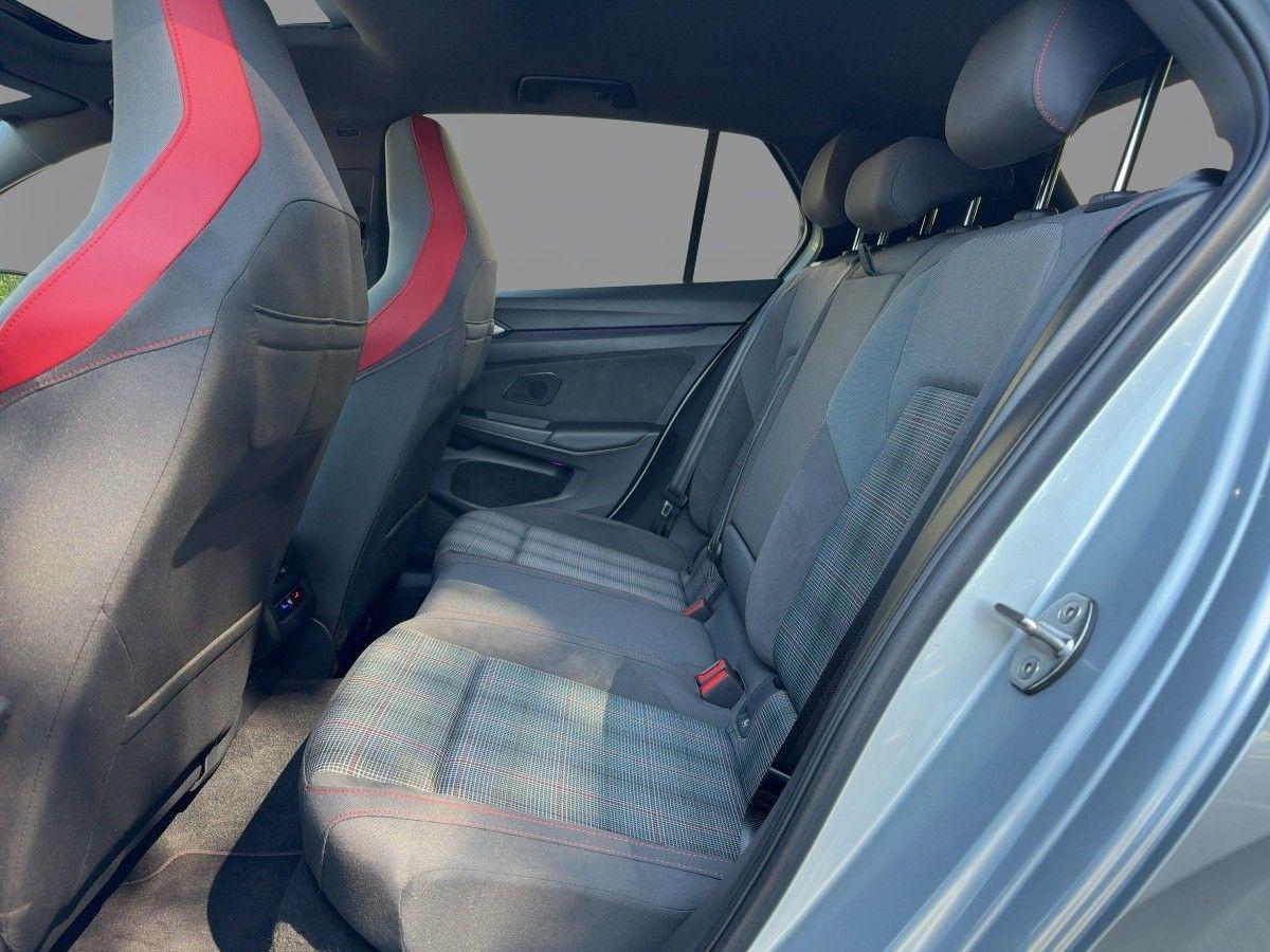 Volkswagen Golf VIII 2.0 GTI DSG Panoramadach AHK AppConnec