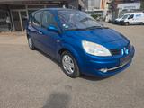 Renault Scenic II Grand Exception-AHK-Standheitzung - Renault Scenic Exception mit Diesel-Antrieb