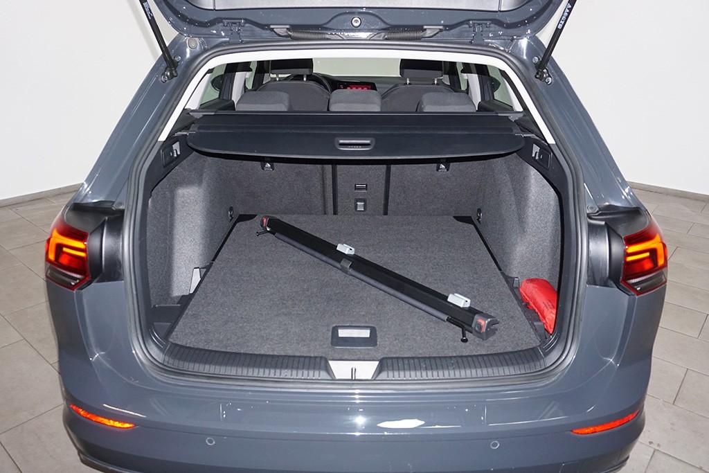 Volkswagen Golf 8 2.0TDI DSG Style Pano Standhz Navi LED, миниатюра 15