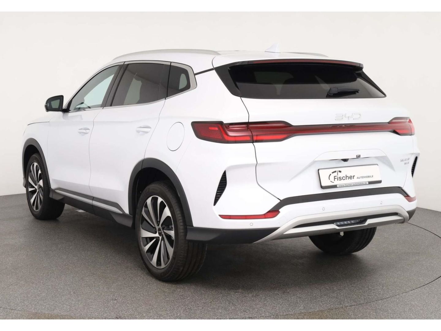 BYD SEAL U