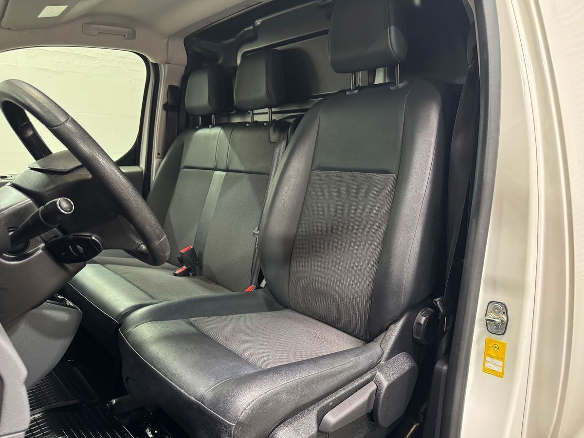 Fahrzeugabbildung Opel Vivaro 2.0 D Edition L3 #Sortimo#Klima#Kamera#Ca