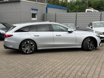 Mercedes E 220 - 3