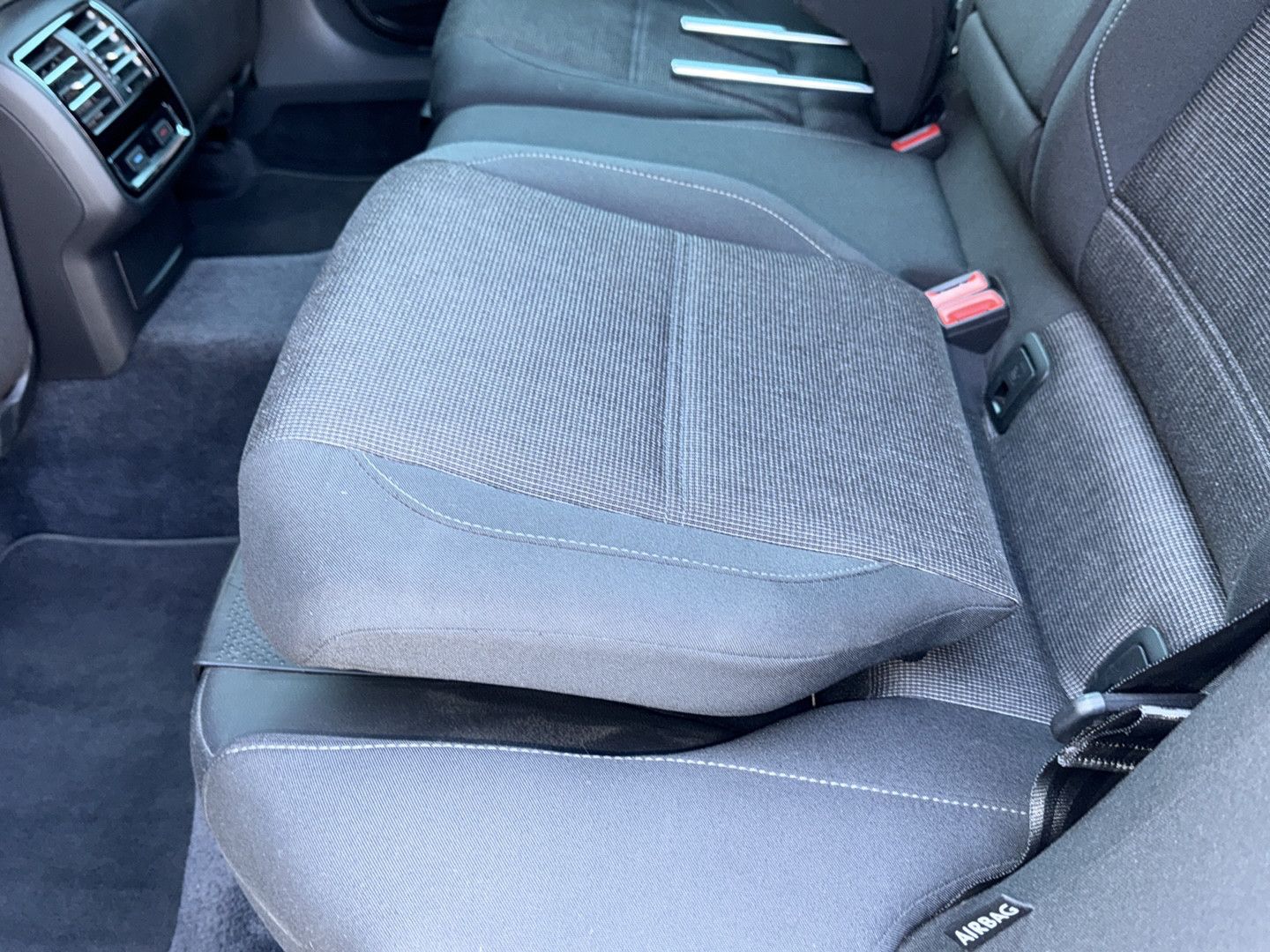 Fahrzeugabbildung Volkswagen Passat Variant  2.0 TDI / unfallfrei