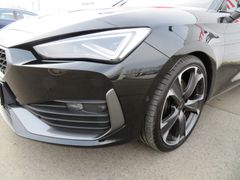 CUPRA Leon Sportstourer 2.0 TSI VZ 4Drive Matrix Pano CUPRA Leon Sportstourer 2.0 TSI VZ 4Drive Matrix Pano