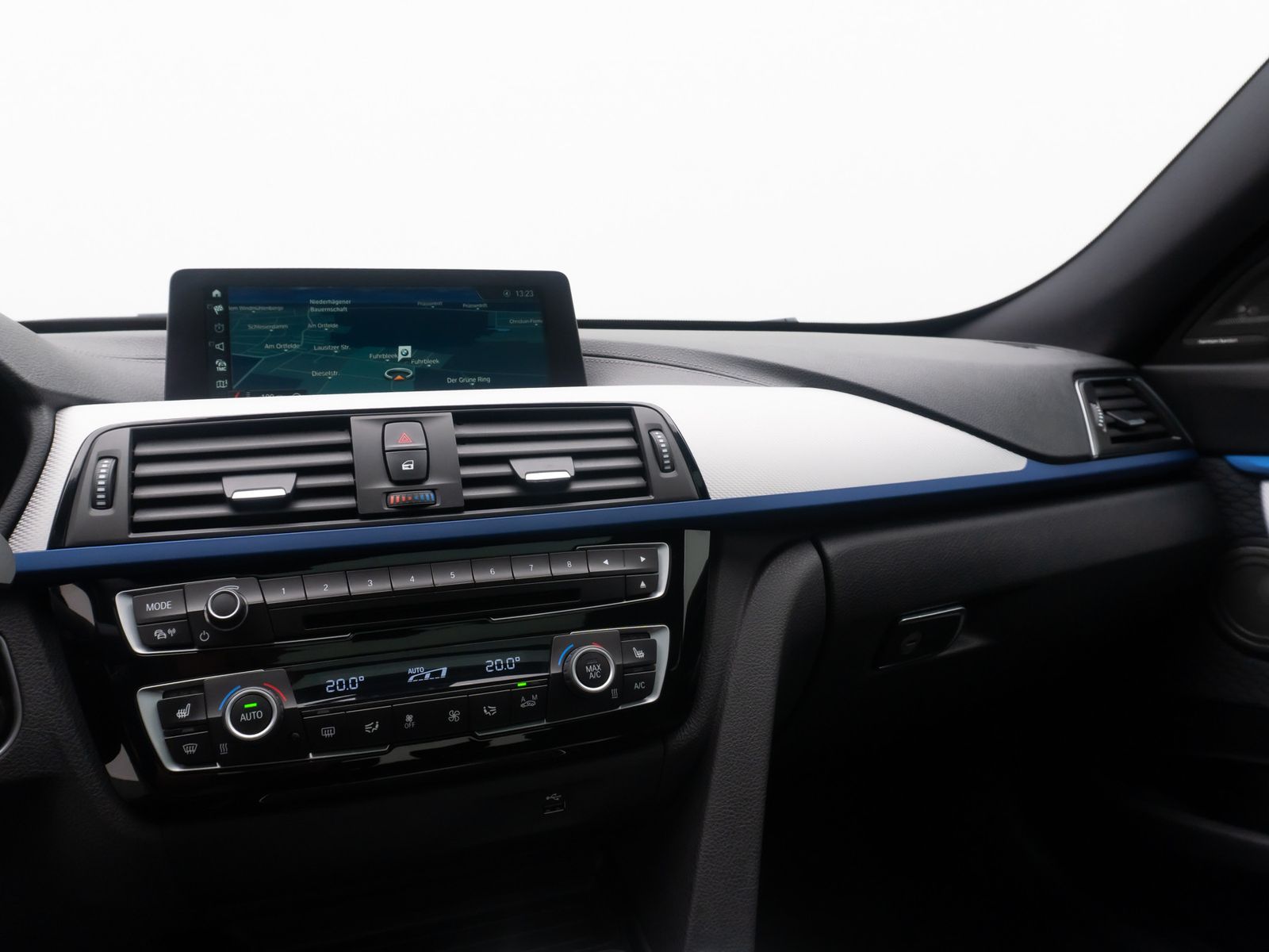 Fahrzeugabbildung BMW 320 Gran Turismo M Sport Kamera Alarm HUD 19Zoll