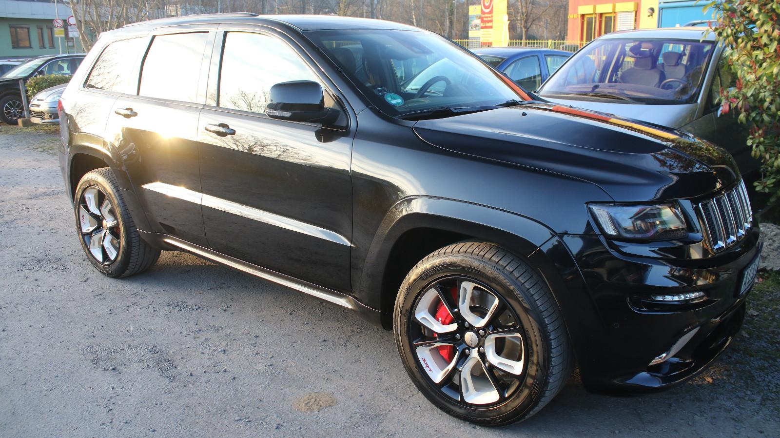Jeep Grand Cherokee 6.4 V8 HEMI SRT Leder Xenon
