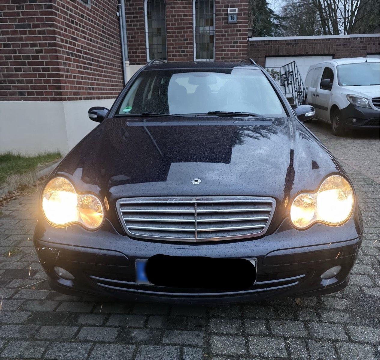 Mercedes-Benz 200 2005 — photo 13