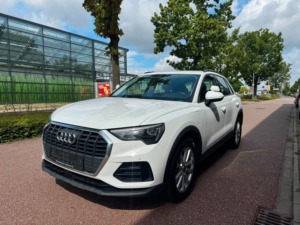 Image of Audi Q3