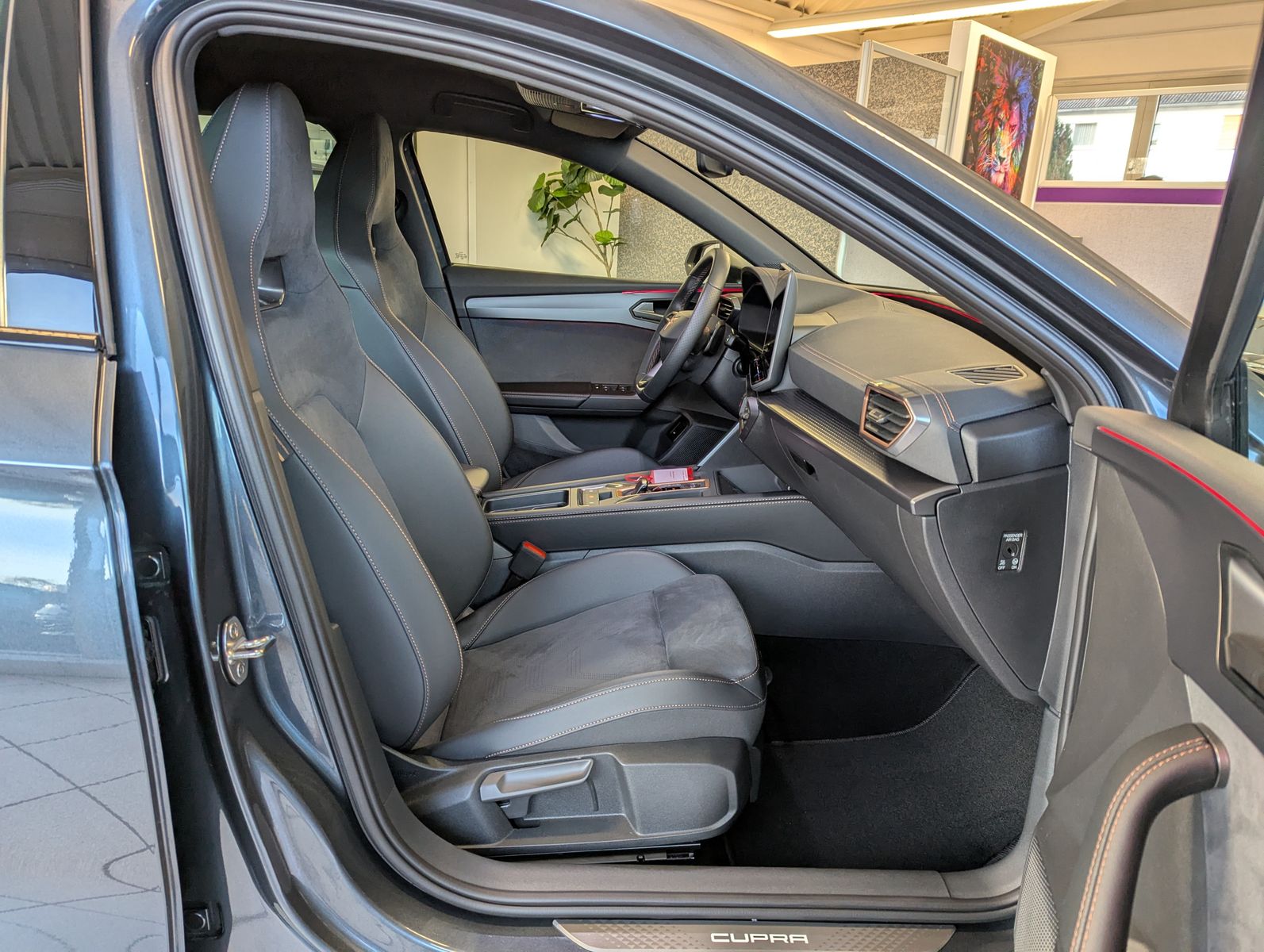 CUPRA Leon 2.0 TDI Intelligent-Dynamic-Edge-Pake Cam - Image 14