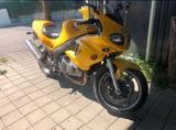Triumph Sprint RS 955 - TRIUMPH SPRINT RS