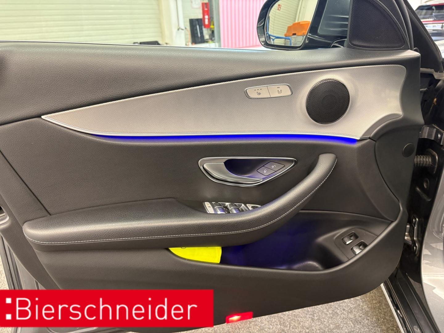 Mercedes-Benz E 200 T-Modell Avantgarde LED KAMERA AHK NAVI