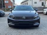 Volkswagen Passat Variant Comfortline*Lane*assist*ACC*AHK* - VW Passat Variant Gebrauchtwagen in Hamburg