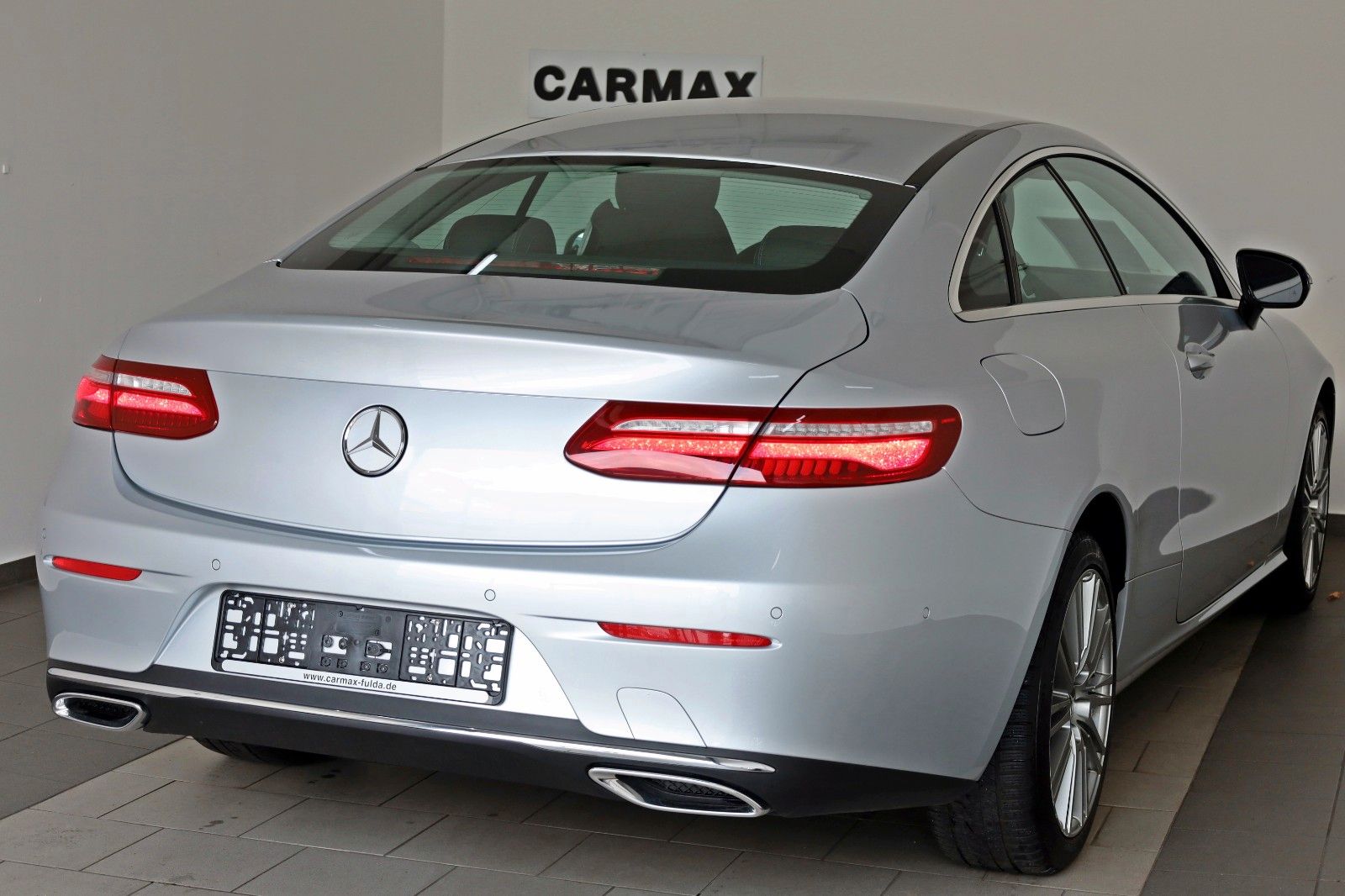 Fahrzeugabbildung Mercedes-Benz E 200 CoupeAvantgarde,T.Leder,Navi,LED,Kamera,WR