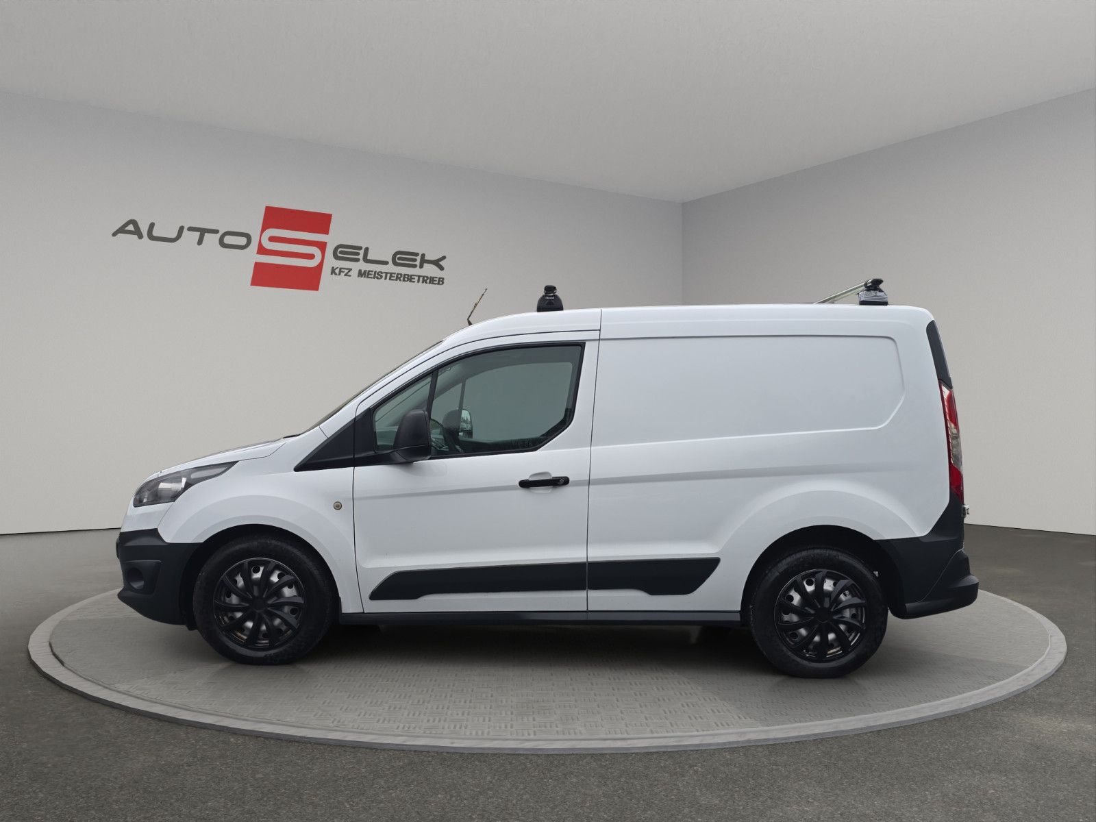 Fahrzeugabbildung Ford Transit Connect Kasten 8 FACH BEREIFT