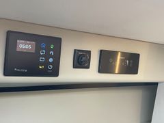 Pössl Summit Shine 600 L *Längstbetten auf 5,99m*