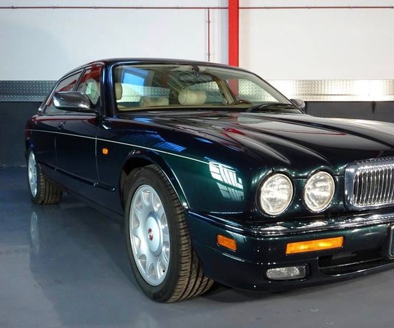 Jaguar XJ12 Daimler 6.0L X300  3/97 TÜVneu,NP 230tsd.DM