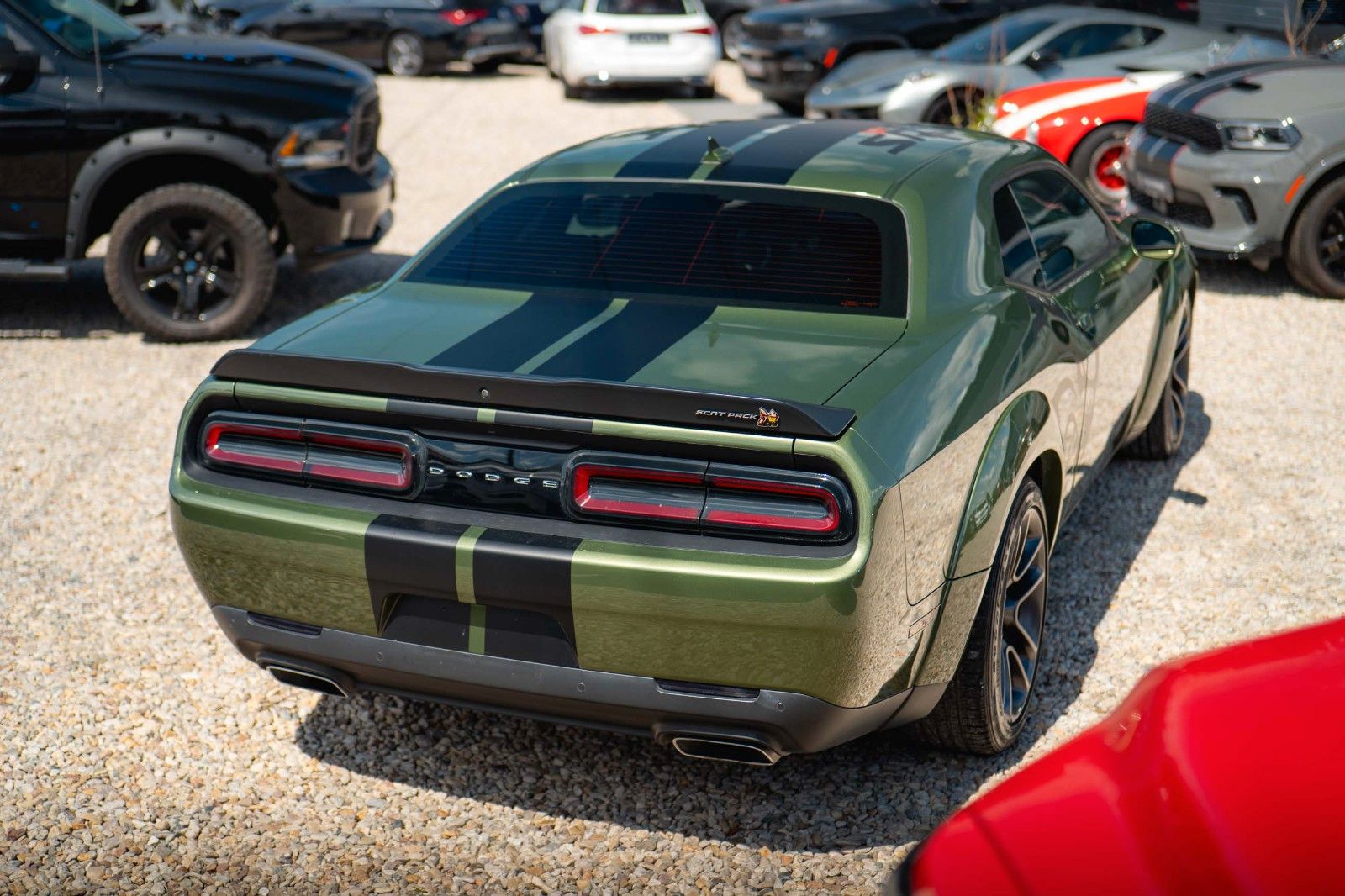 Fahrzeugabbildung Dodge Challenger 6.4 V8 SRT 392 R/T SCAT PACK WIDEBODY