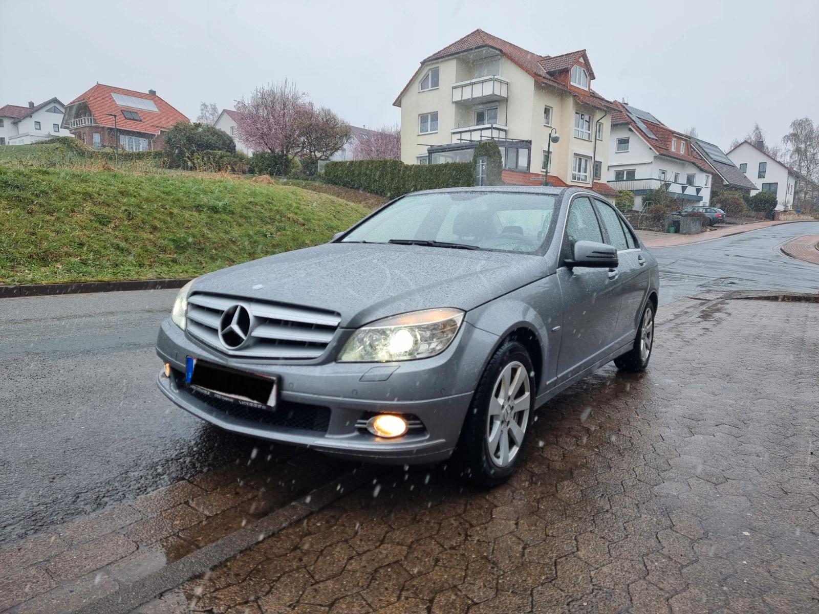 Mercedes-Benz C 200 C Limousine C 200 CGI BlueEfficiency
