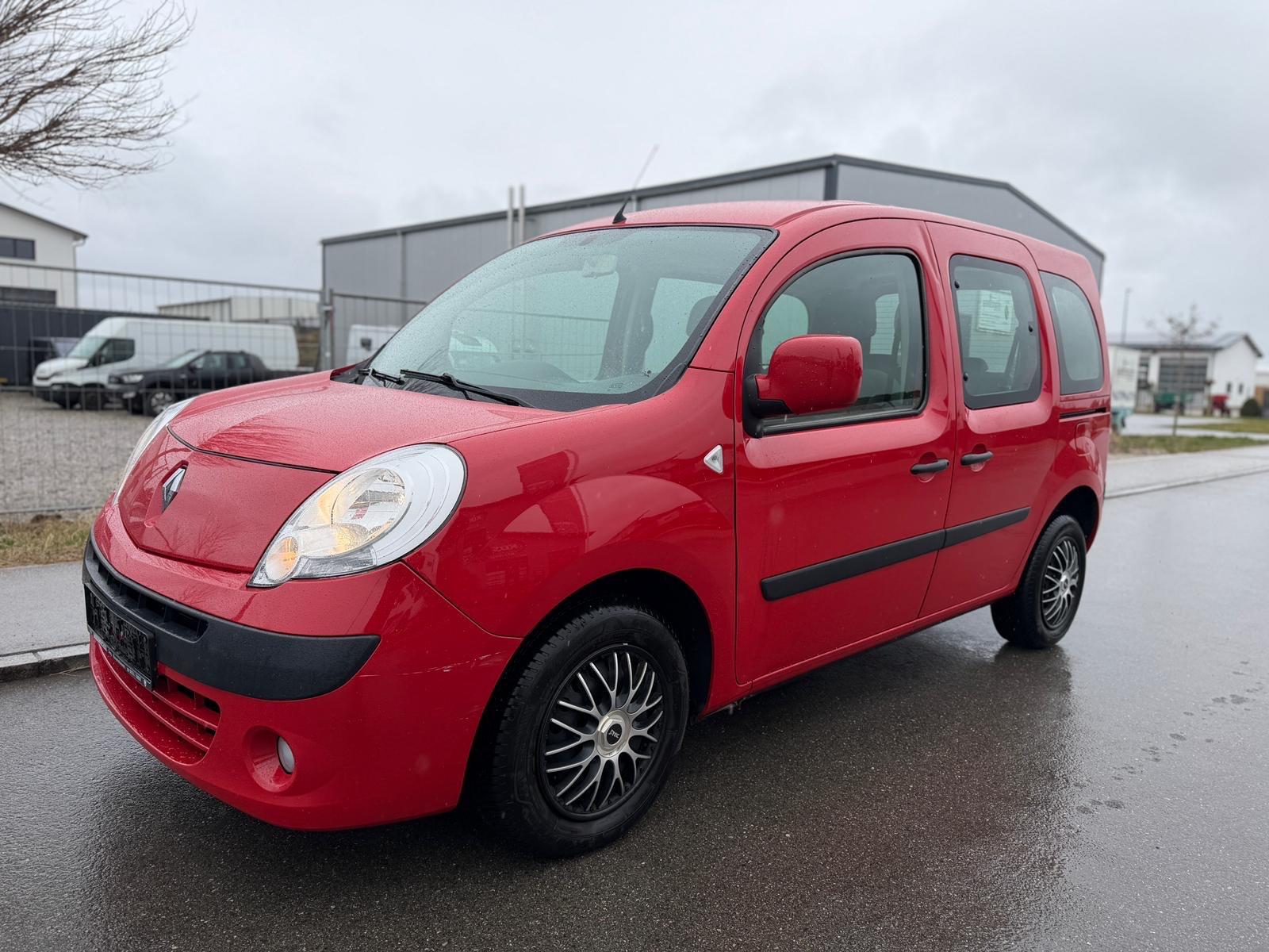 Renault Kangoo Privilege Automatik Klima Tüv 26-12