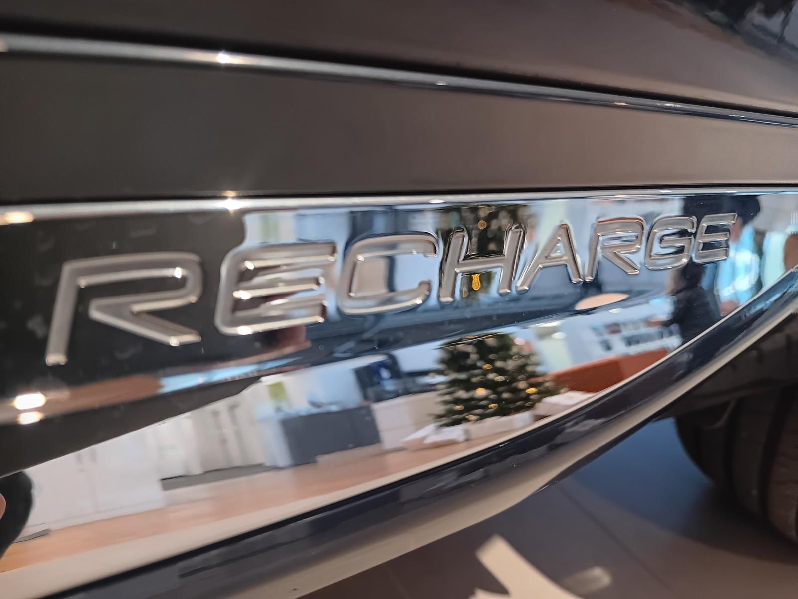 Fahrzeugabbildung Volvo XC60 T6 AWD Recharge Inscription