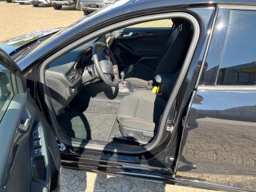 Bild 9 Ford Focus Turnier ST-Line MHEV Sportpaket HUD Navi S