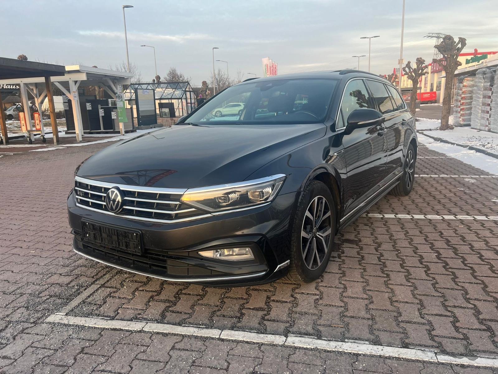 Volkswagen Passat Variant 2.0 TDI R-Line DSG Pano Kamera