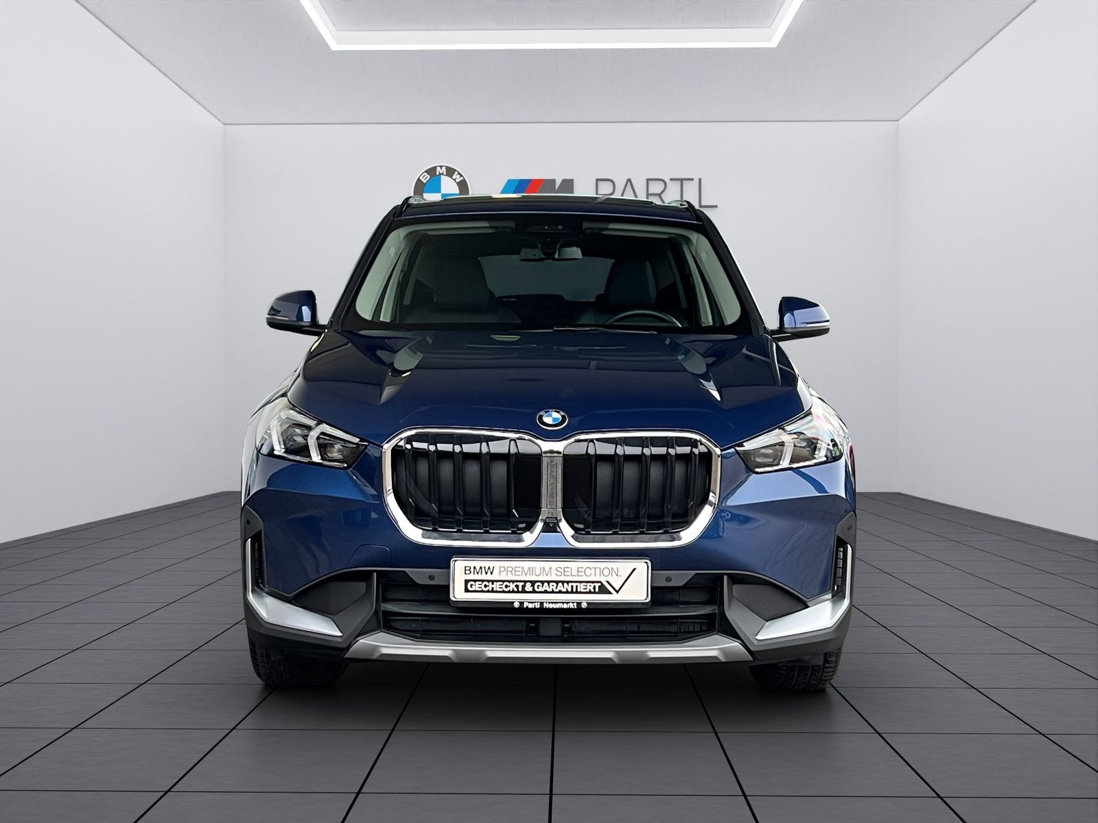 BMW X1 sDrive20i adapLED ACC 360° HUD H K AHK Pano foto 2