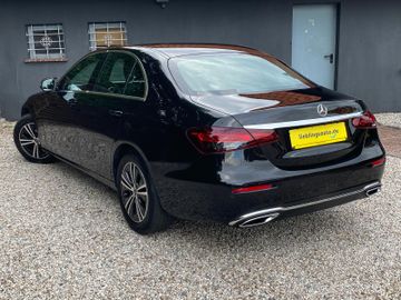 Mercedes E 200 - 6