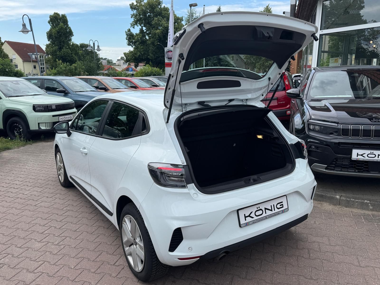 Renault Clio - Bild 9