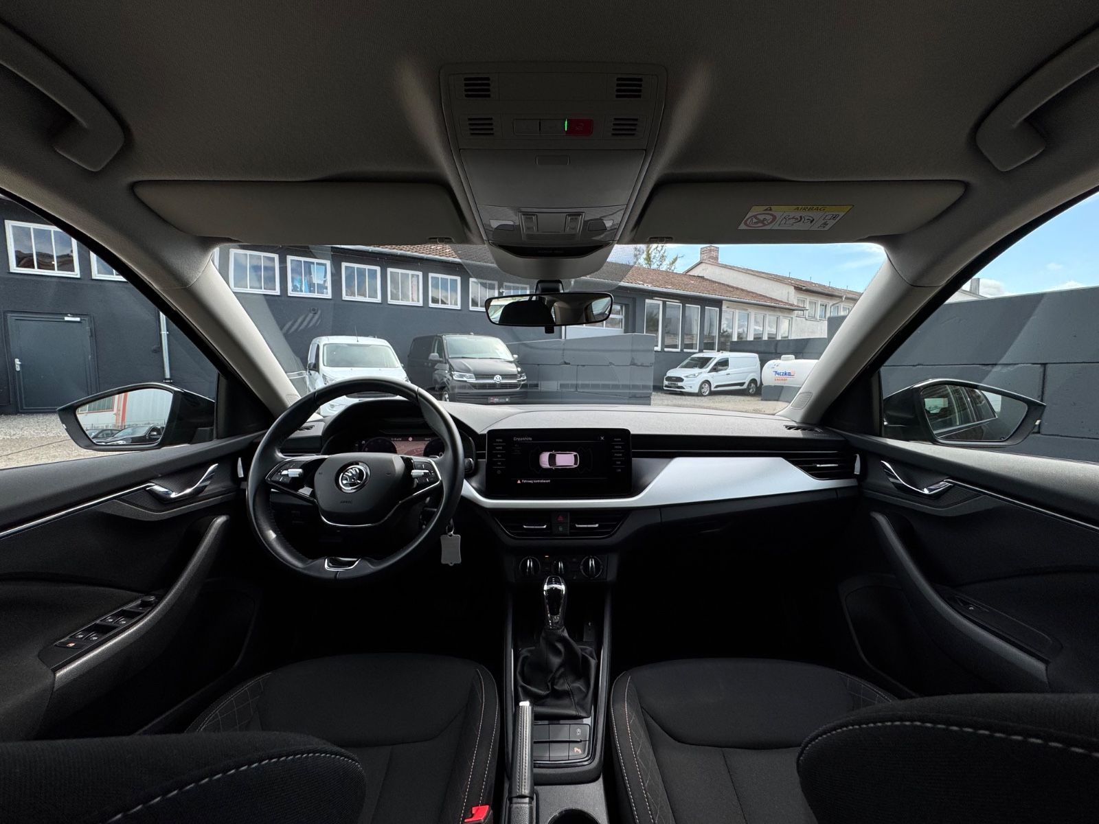 Fahrzeugabbildung SKODA Scala 1.0 DSG Ambition CarPlay Temp. SHZ PDC
