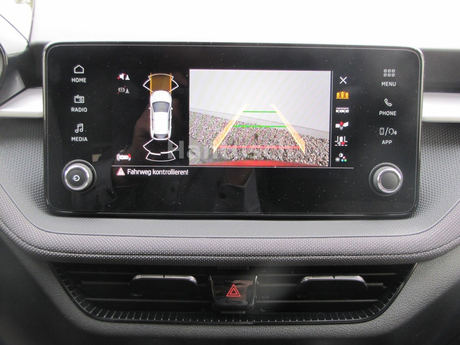 Fahrzeugabbildung SKODA Fabia Selection 1.0l TSI 95PS