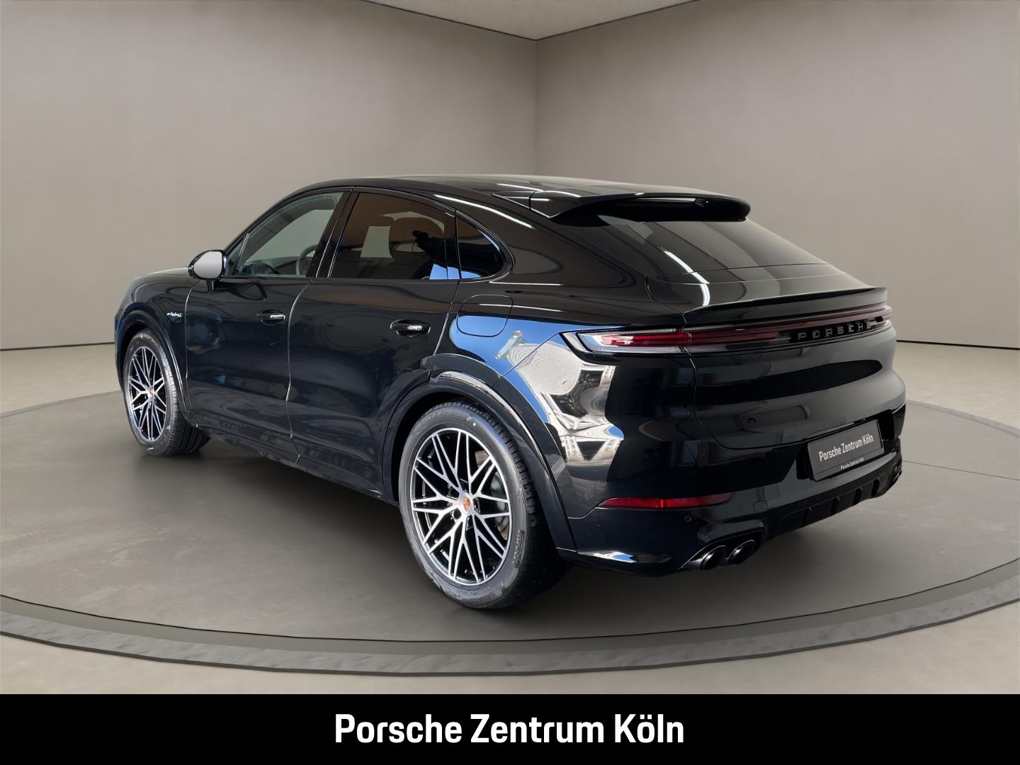 Porsche Cayenne E-Hybrid Coupe Black Edition InnoDrive