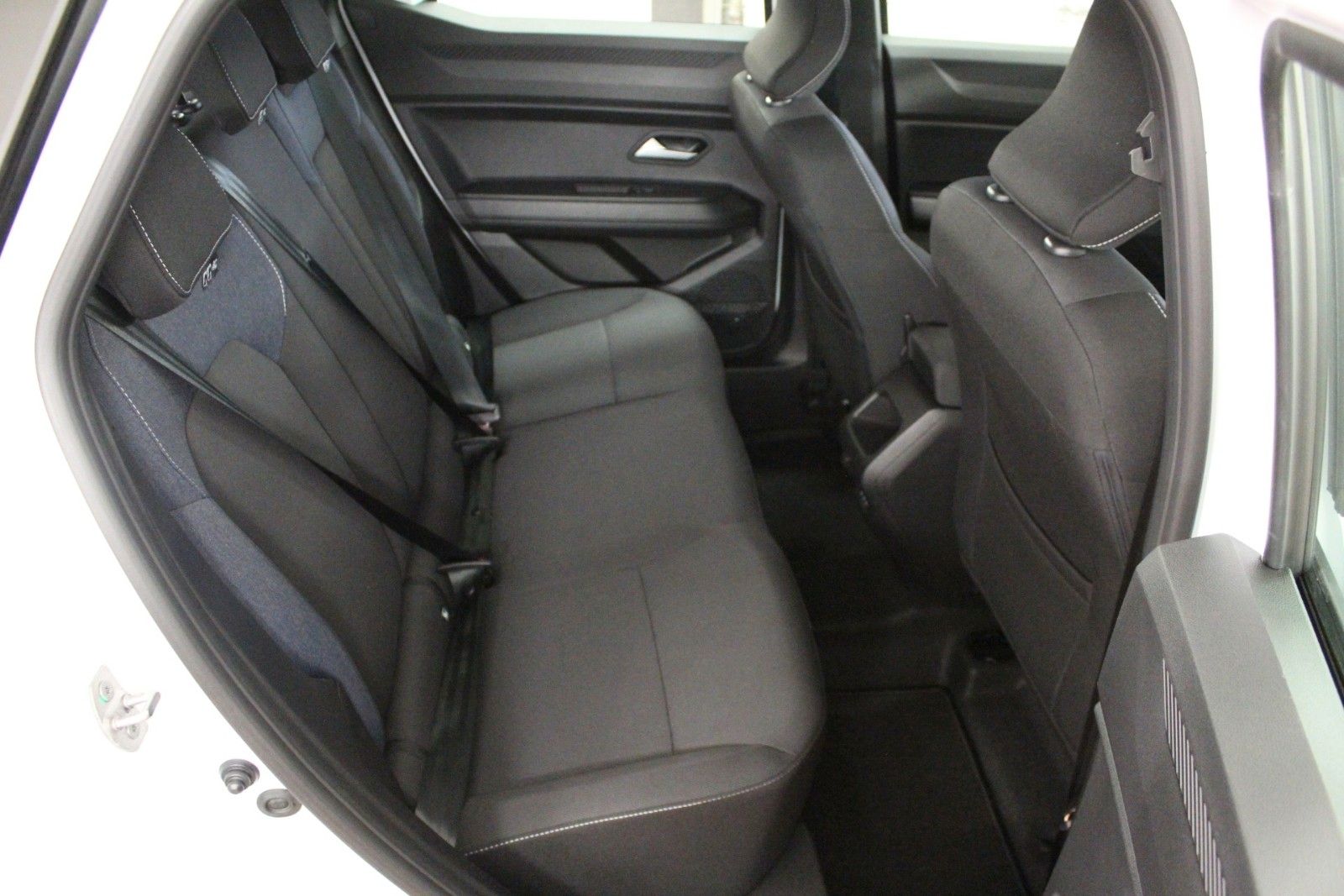 Fahrzeugabbildung Dacia Duster hybrid 155 Expression*Winterpaket*