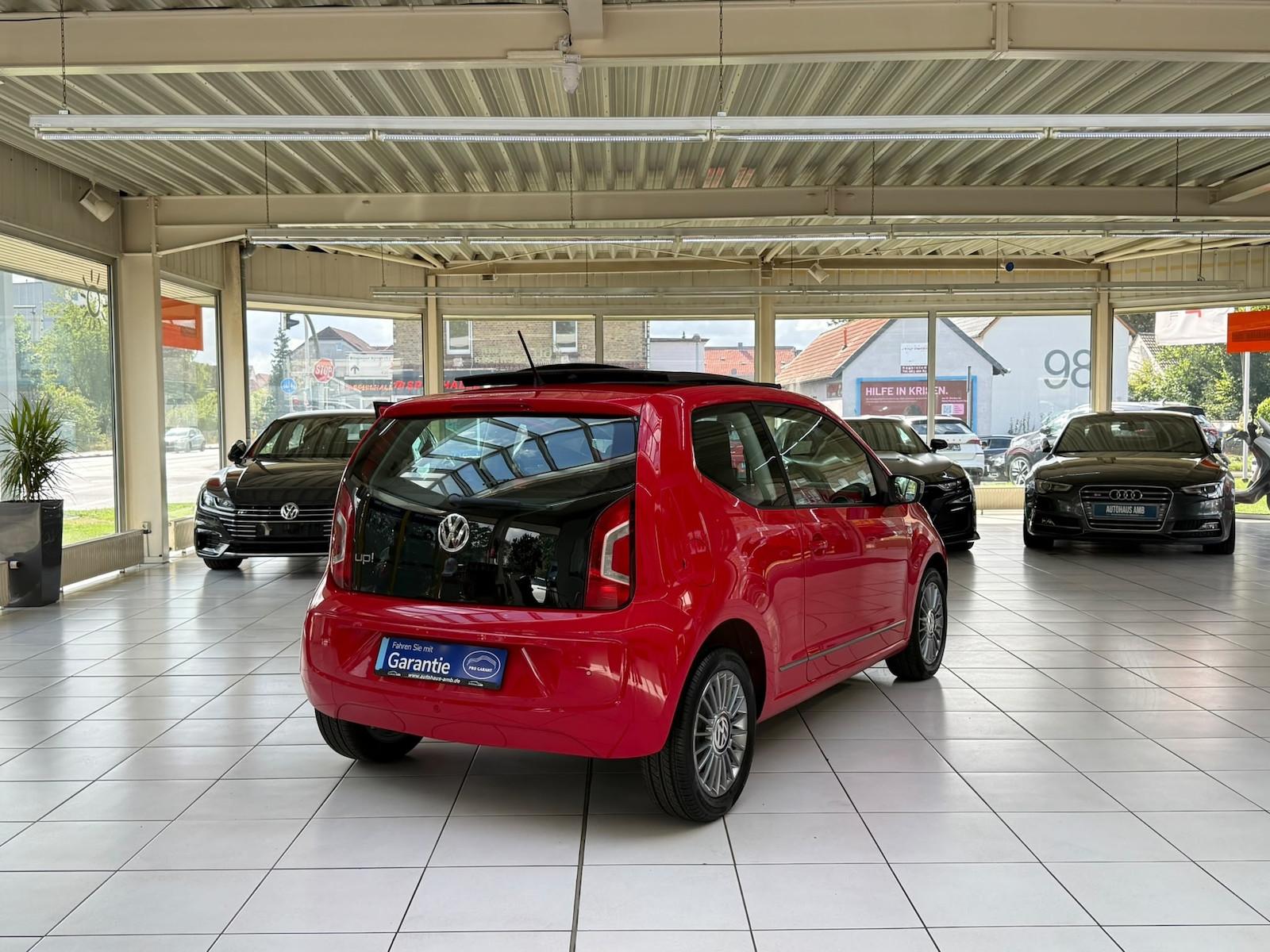 Volkswagen up! 1.0 cheer Panorama Navi Sitzheiz. PDC GRA