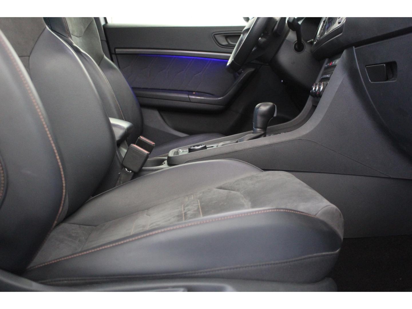 Cupra Ateca 2.0 TSI DSG 4Drive VZ PANO AHK 360 KAMERA, миниатюра 21